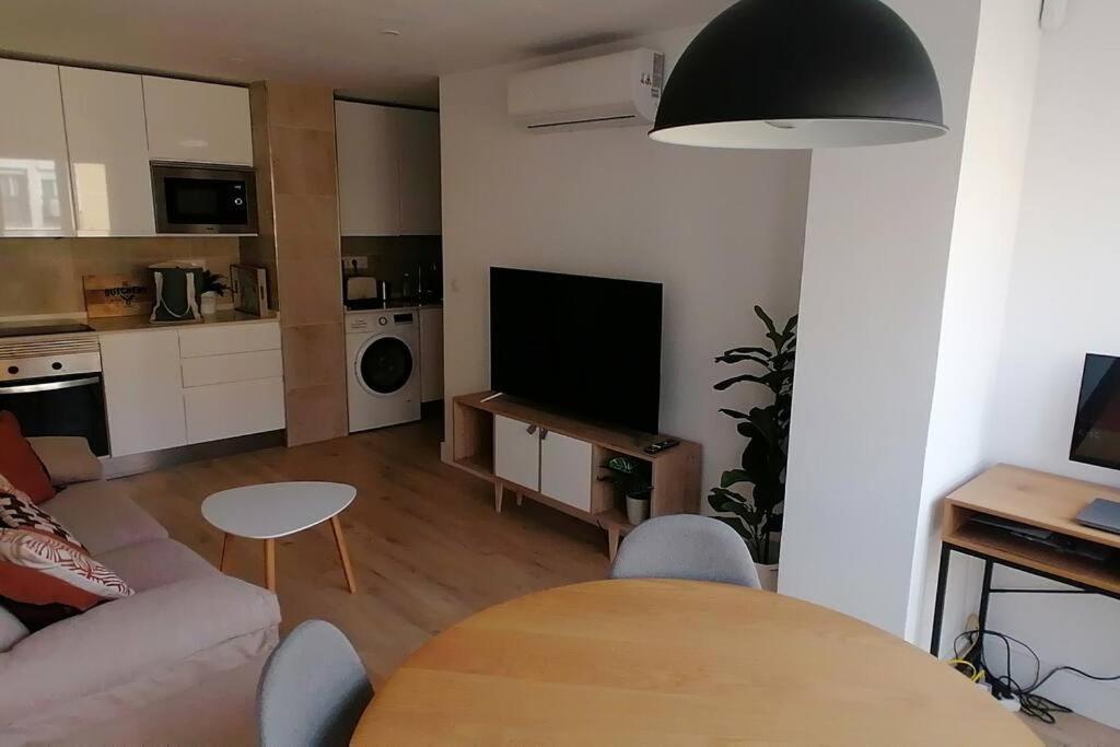 Apartamento El Palo Cosy, 200 M From The Beach Málaga Exterior foto