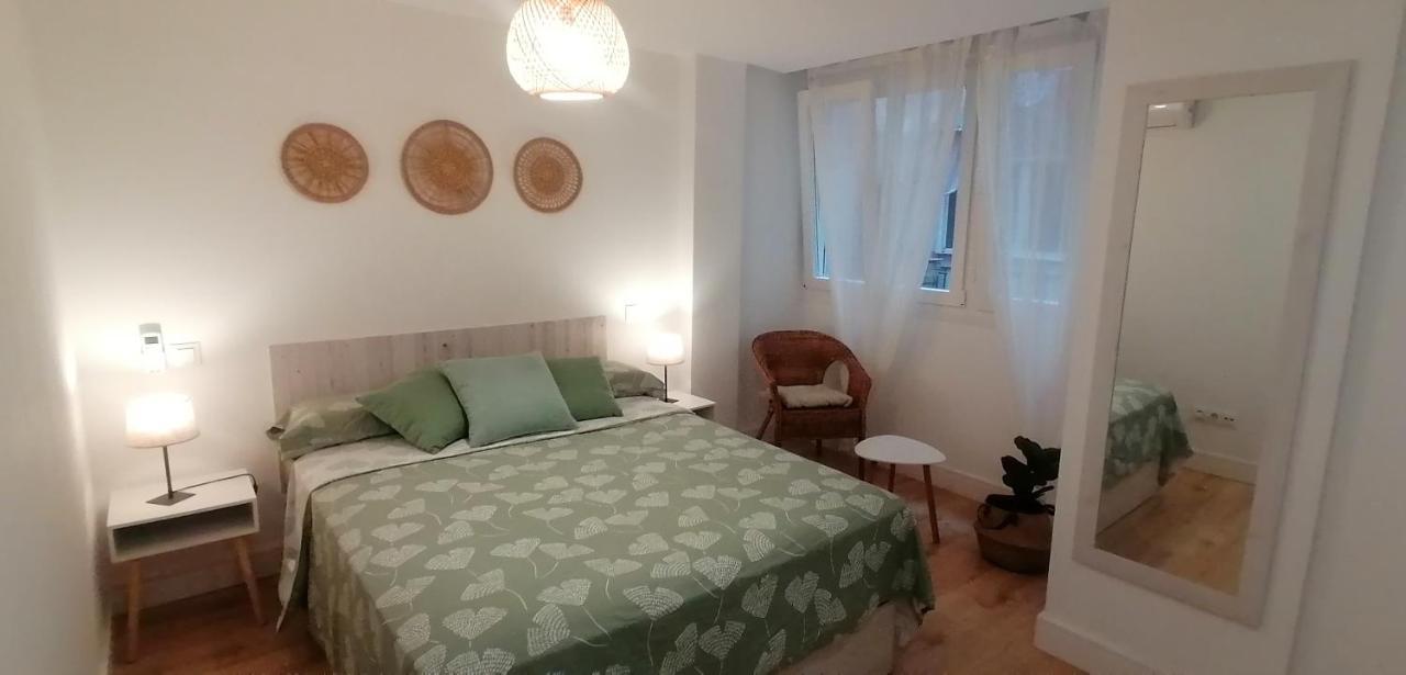Apartamento El Palo Cosy, 200 M From The Beach Málaga Exterior foto