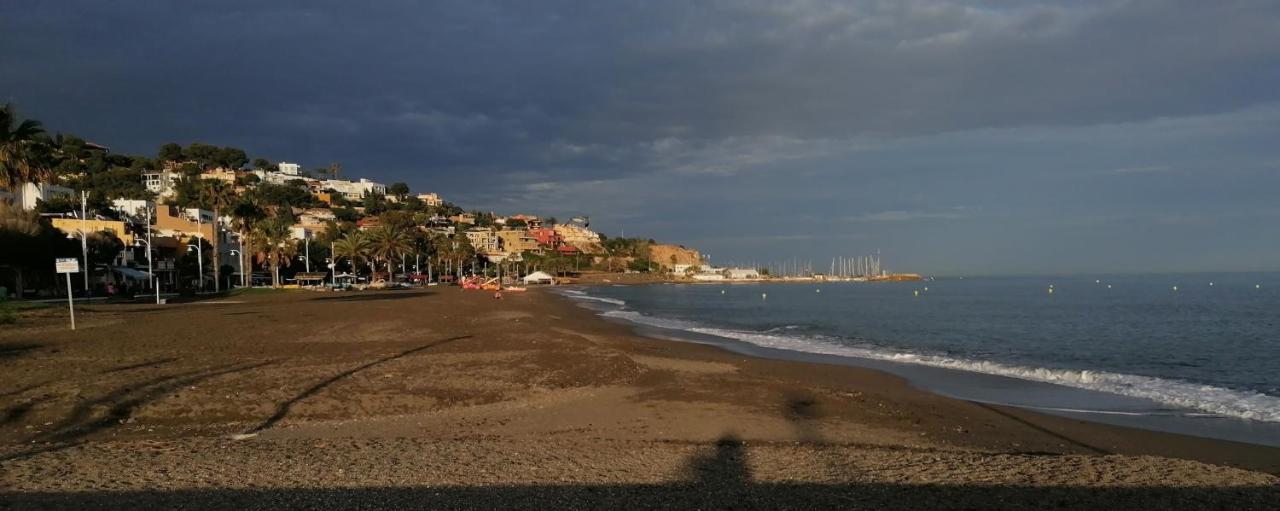 Apartamento El Palo Cosy, 200 M From The Beach Málaga Exterior foto