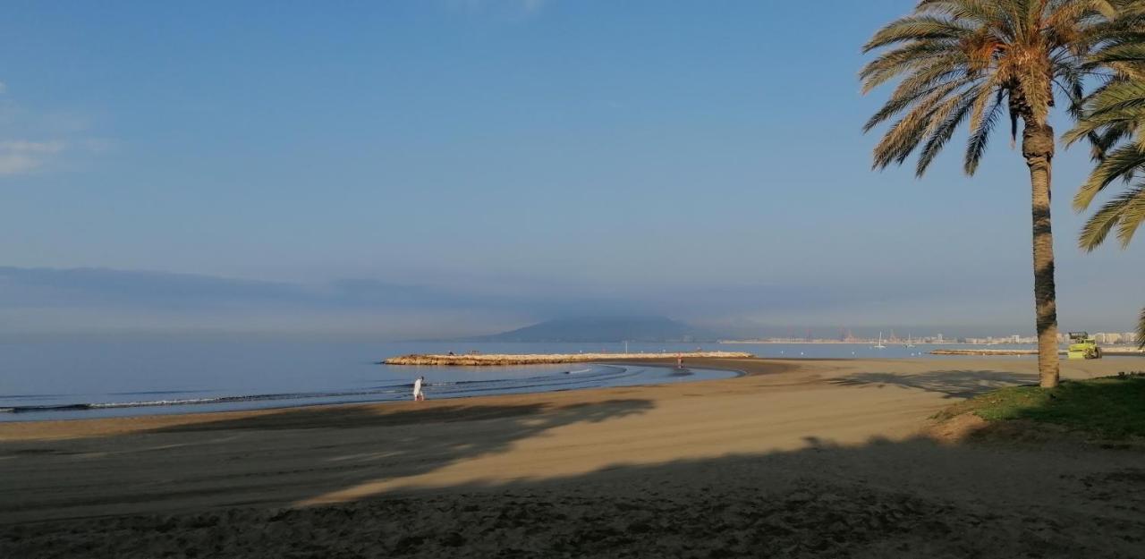 Apartamento El Palo Cosy, 200 M From The Beach Málaga Exterior foto